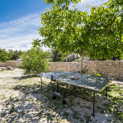 House with pool in small town near Makarska