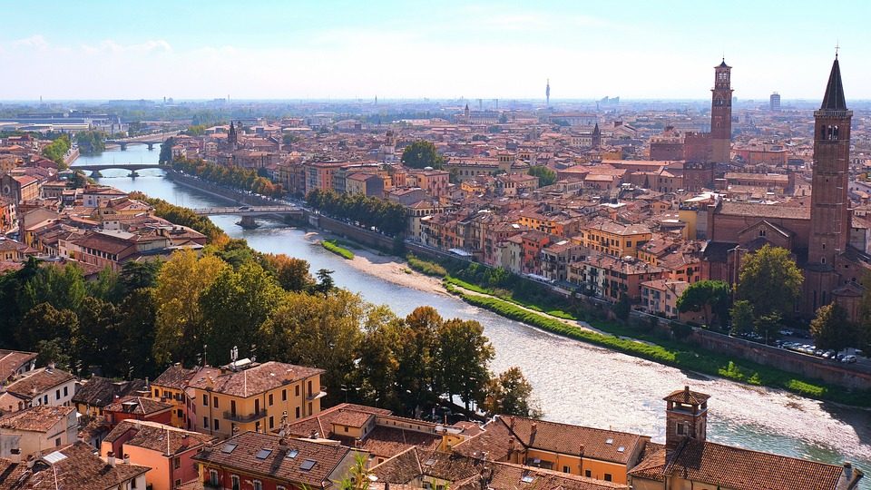 Advent Milano Bergamo Verona iz Splita